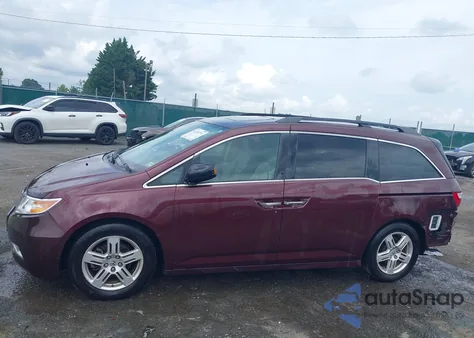 2013 Honda Odyssey Touring/Touring Elite из США, поврежденный, VIN 5FNRL5H98DB035570